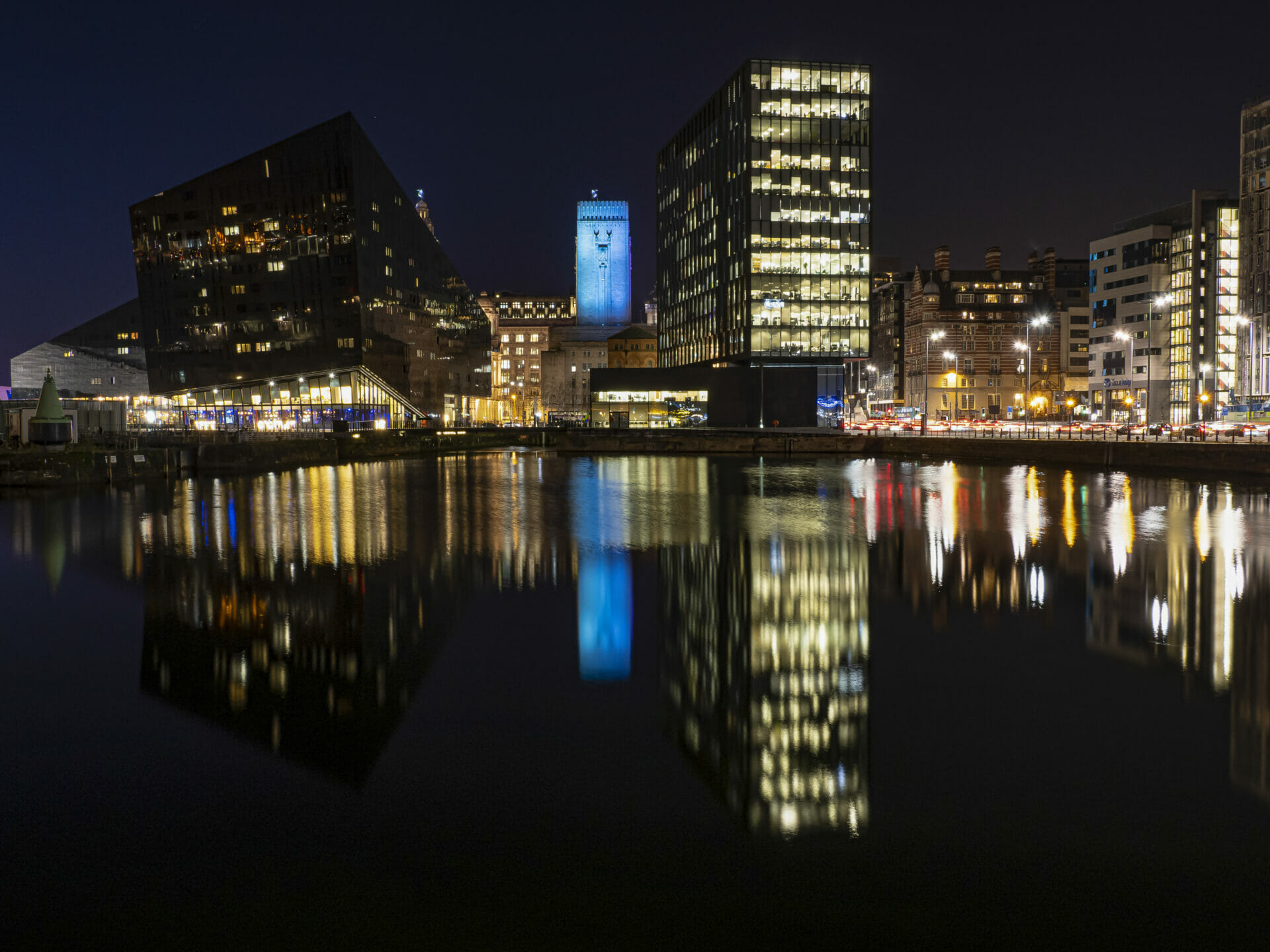 Photo taken at the Albert dock in Liverpool in Low Light - Showcasing the City lights - Taken on a Welshot Photographic Workshop - Low Light and Long Exposure at the Liverpool Christmas Markets