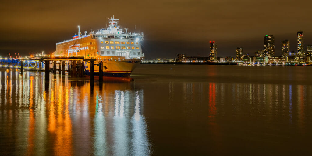 Riverscape Low-Light & Long Exposure Photography